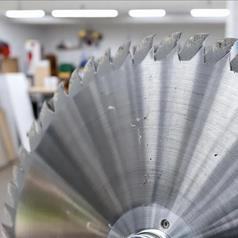Changing Your Circular Saw Blade Made Easy