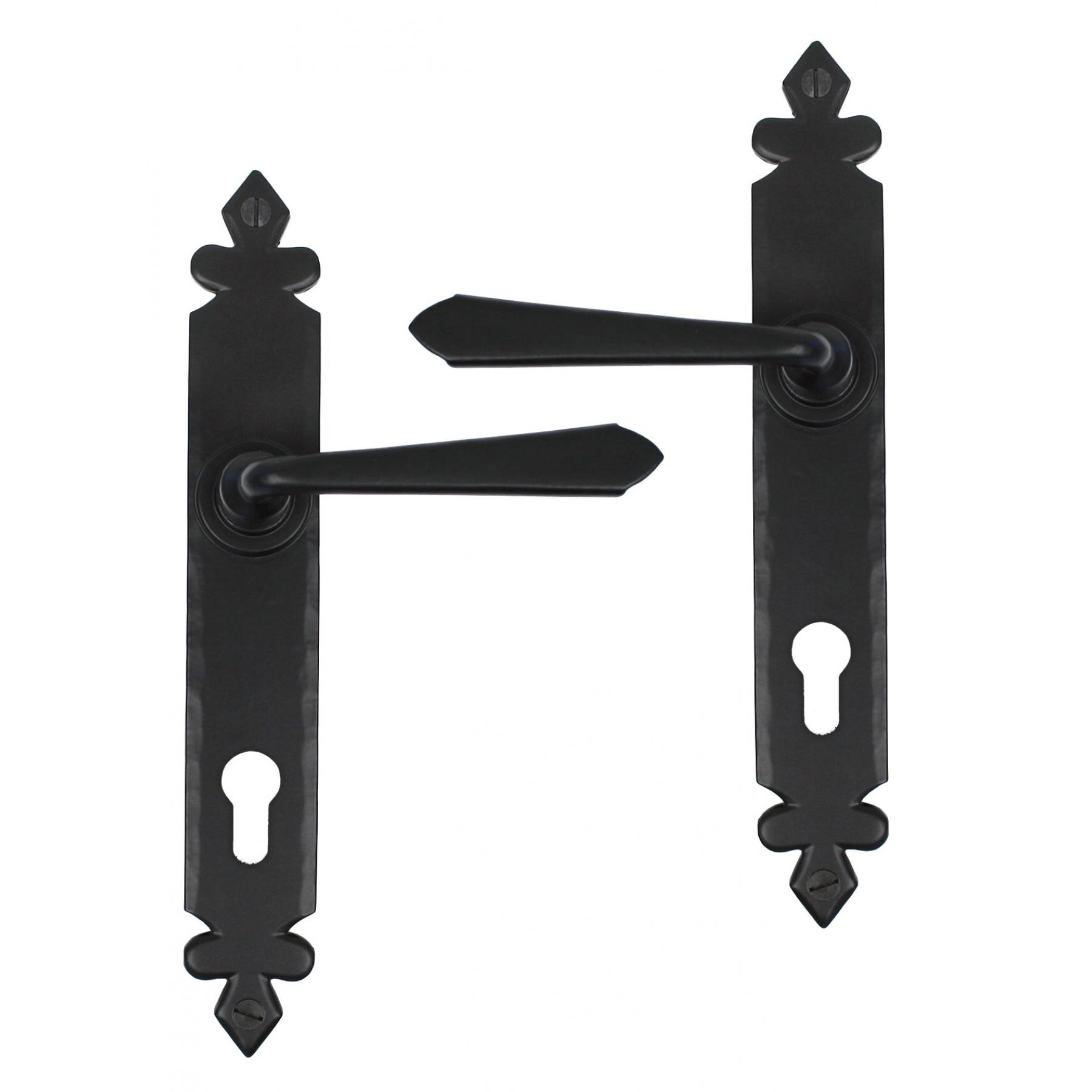From The Anvil 33067 Cromwell Unsprung Lever Handle Euro Espagnolette Lock Set; 273 x 40mm Backplate; 117mm Lever; 92mm Centres; 243mm Fixing Centres; Black (BK)