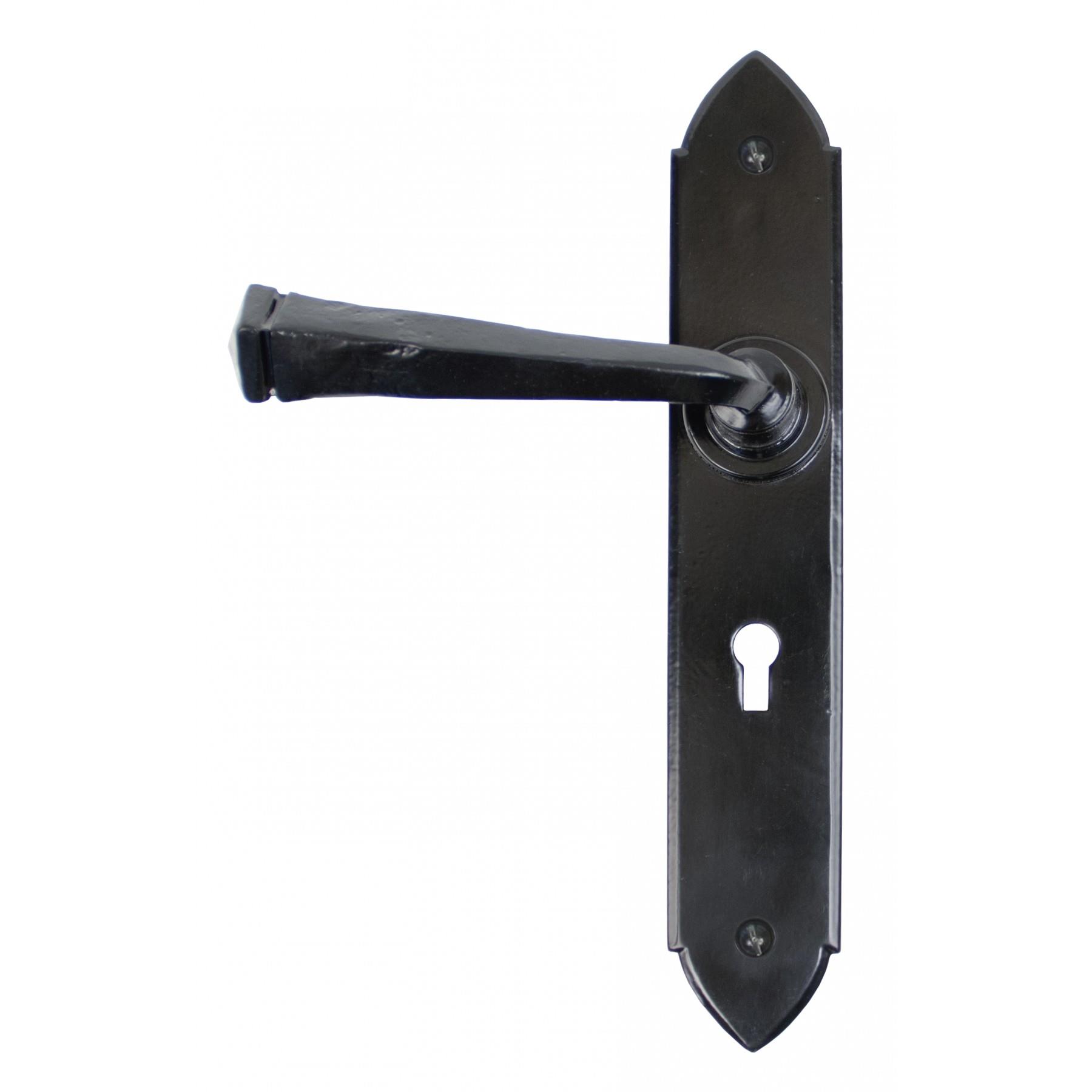 From The Anvil 33276 Gothic Lever Lock Set; Powder Coated Black (BK)