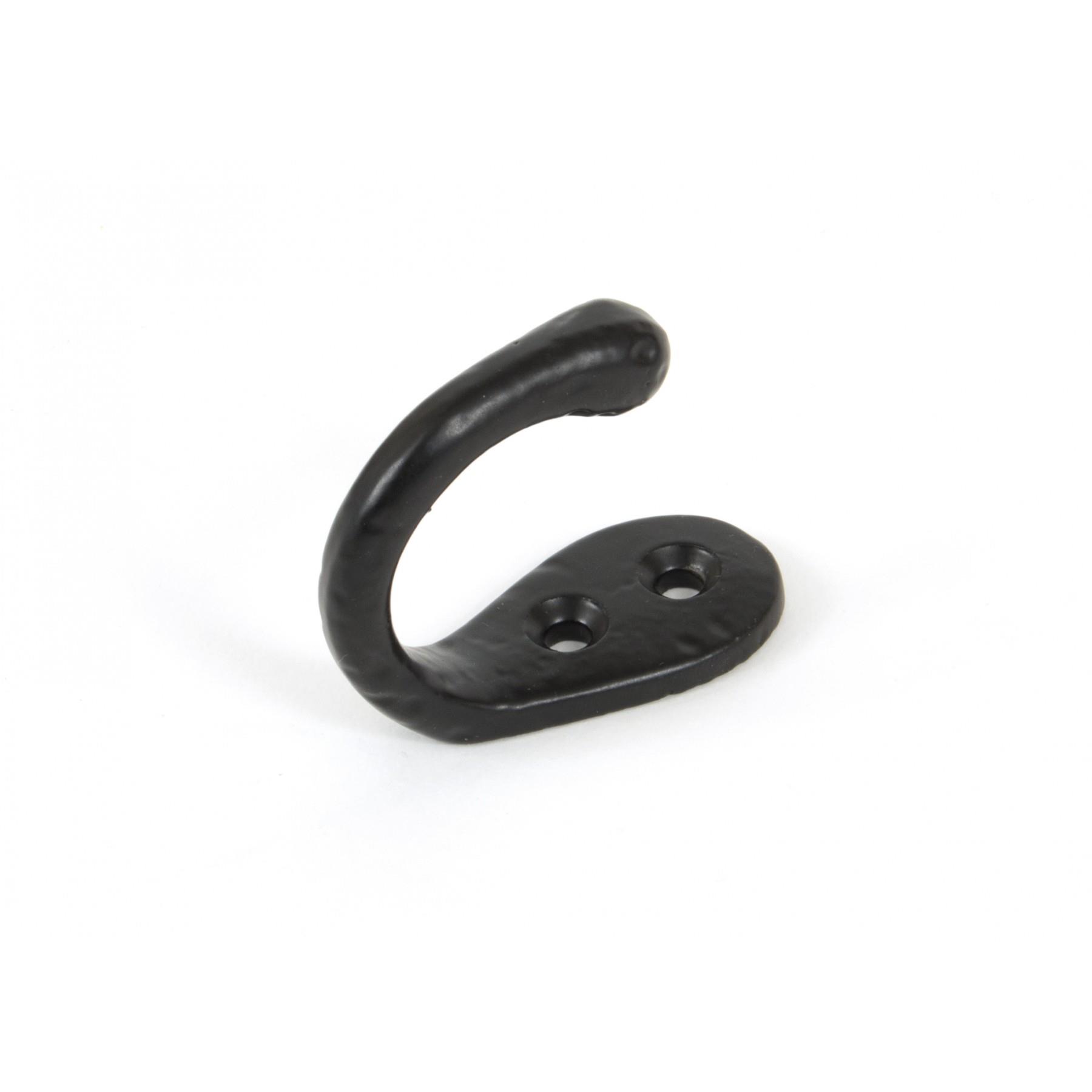 From The Anvil 83845 Celtic Single Robe Hook; Black (BK)