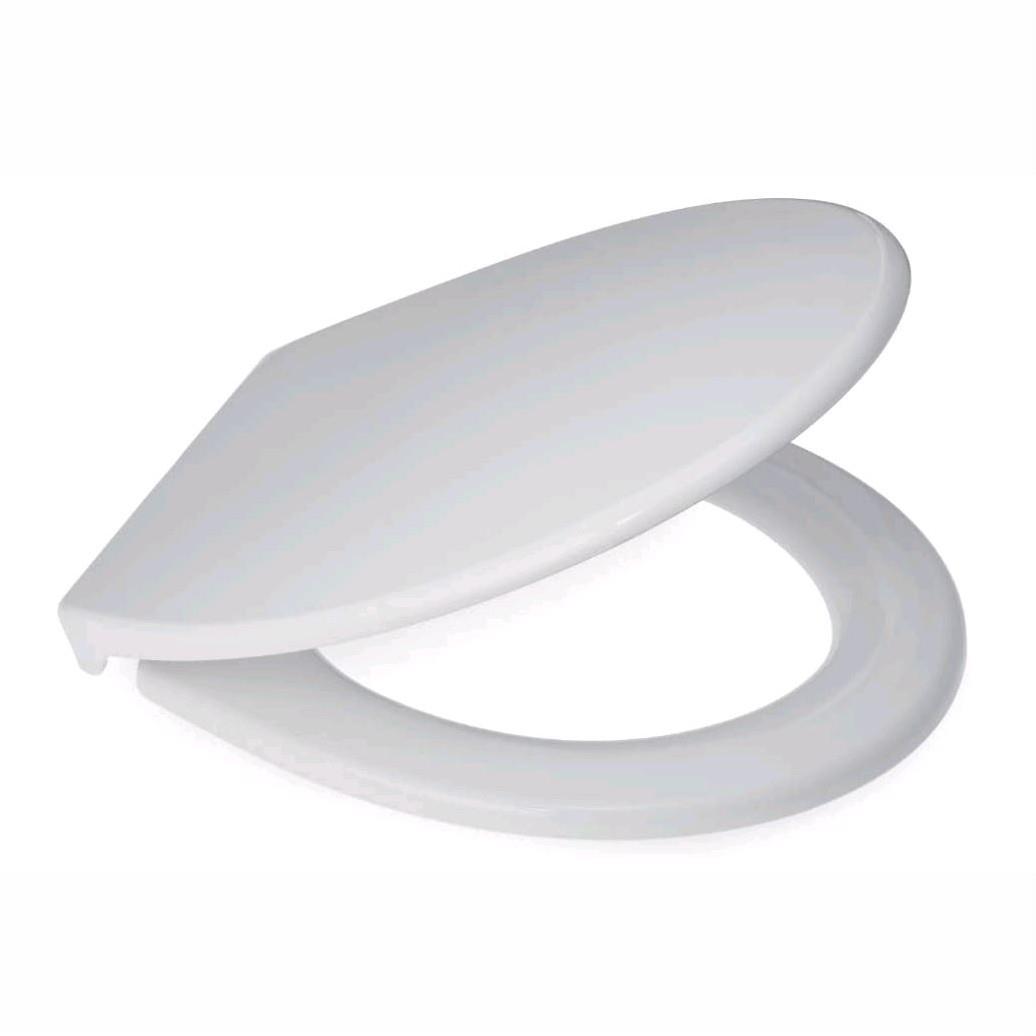 Blue Canyon TS105 Cambridge Plastic Toilet Seat; Soft Close; One Button Quick Release; White (WH)