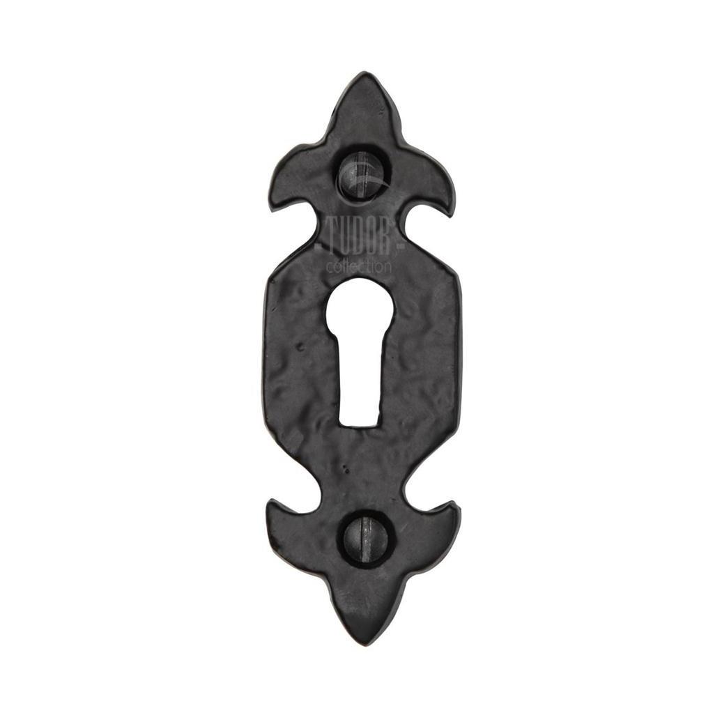 Heritage TC545 Fleur de Lys Escutcheon; Tudor Collection Antique Black (AB); 28 x 79mm (1