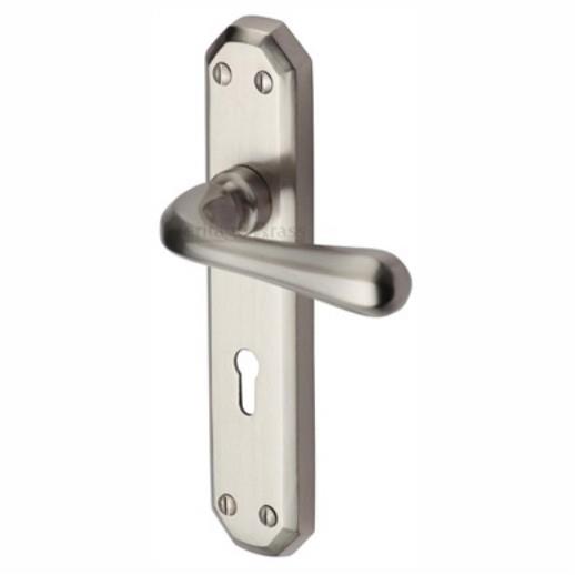 Heritage V7050-SN Charlbury Lever Handle Lock Set; 184 x 41 x 11mm Backplate; 107mm Lever; 62mm Projection; Satin Nickel Plated (SNP)