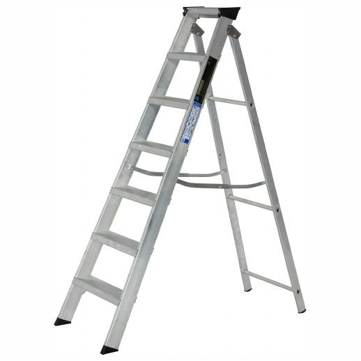 Youngman 30799618 Aluminium Builders Steps; EN131 2018 Professional; 7 Tread; Top Tread Height 1480mm; Safe Working Height 2600mm